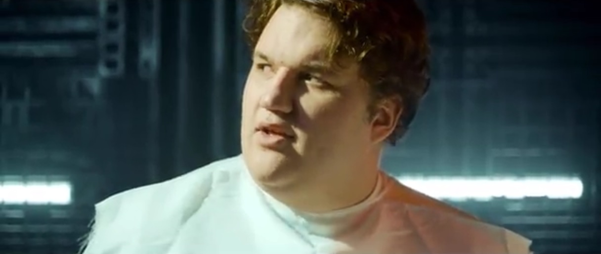Mathew wakes up to discover he is on board an alien spacecraft.