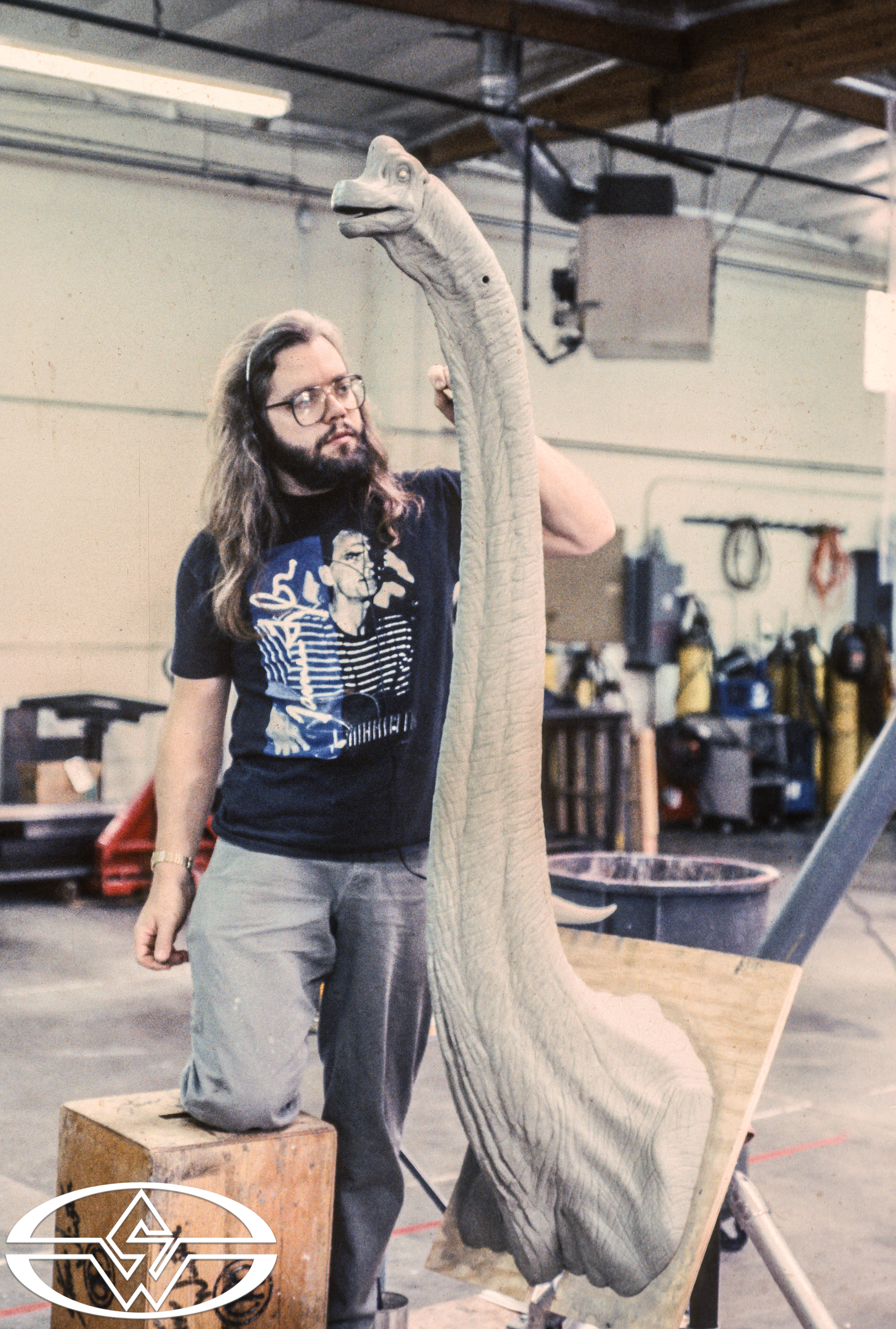 Lead JP Brachiosaurus artist Andy Schoneberg sculpts the Brachiosaurus small-scale model
