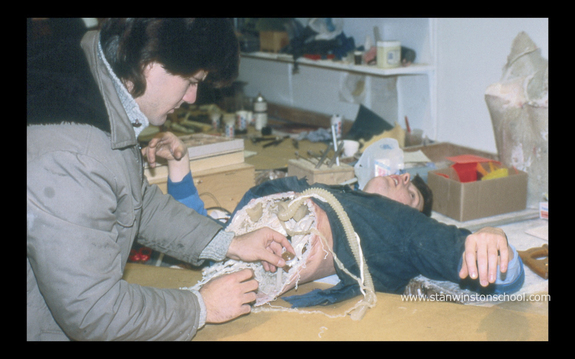 Alec Gillis and Julian Caldow test the Bishop Torn In Half gag for Aliens.