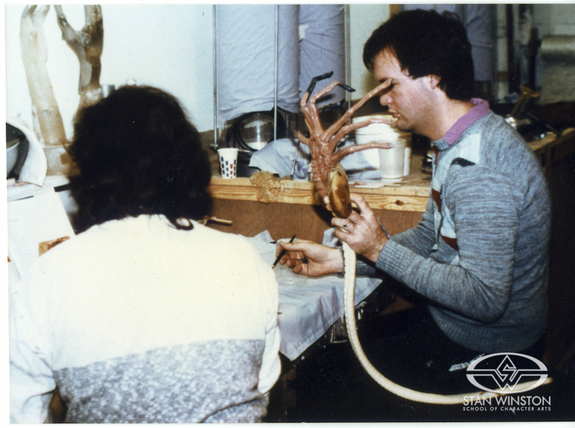 A younger Richard Landon digs into a pet project for the movie Aliens. Did he use simple Cable Mechanisms on THAT FILM? You bet your face-hugger, he did.